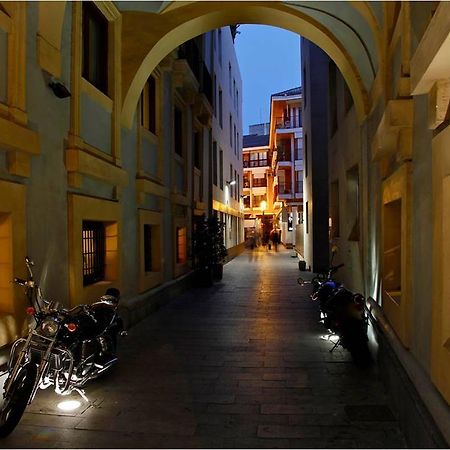 Hotel Arco De San Juan Murcia Bagian luar foto